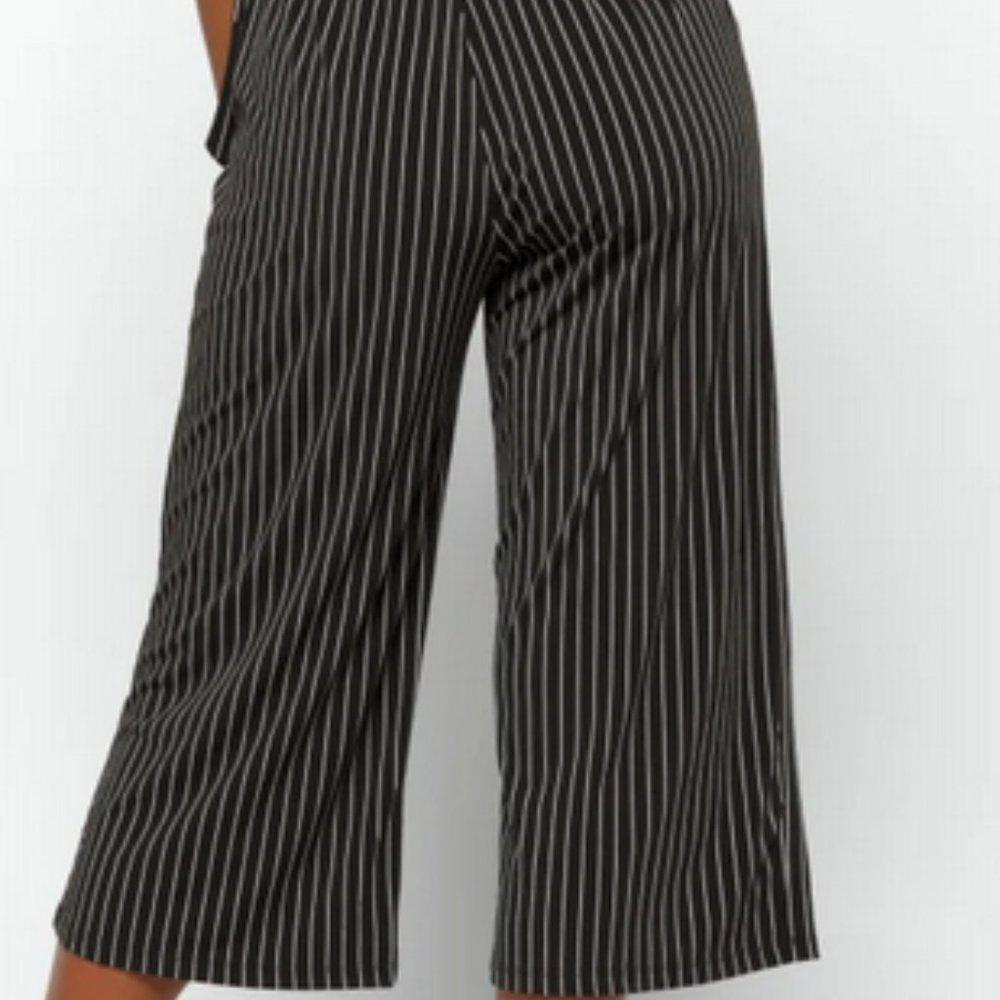Kaileigh Rica Knit Crop Jumpsuit (L) - Picture 6 of 6